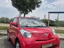 Vermelho Usado 2013 Toyota iQ Citadino | € 8.350 (Preço justo)