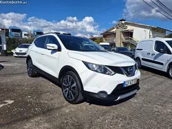 Branco Usado 2015 Nissan Qashqai Pack SUV | € 15.990 (Preço justo)
