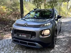 Cinza Usado 2018 Citroën C3 PureTech Citadino | € 10.990 (Preço justo)