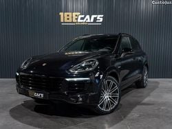 Preto Usado 2015 Porsche Cayenne S E-Hybrid SUV | € 45.900 (Preço elevado)