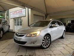 Cinza Usado 2012 Opel Astra Cosmo Sedan | € 6.750 (Preço justo)