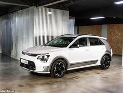 Branco Usado 2023 Kia e-Niro Active SUV | € 28.000 (Preço justo)