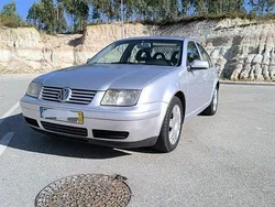 Usado 2001 VW Bora Sedan | € 2.400
