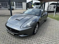 Cinza Usado 2011 Ferrari California Cabrios | € 99.500