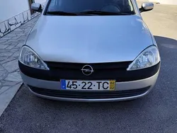 Usado 2002 Opel Corsa Sedan | € 2.500 (Preço elevado)