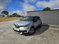 Cinzento Usado 2018 Renault Captur SUV | € 13.950 (Preço justo)