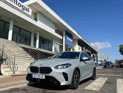 Cinzento Novo 2025 BMW 116 Performance Citadino | € 33.860 (Preço justo)
