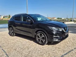 Preto Usado 2017 Nissan Qashqai N-Connecta SUV | € 14.690 (Preço justo)