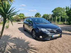 Usado 2013 Toyota Avensis Sedan | € 7.500 (Bom preço)