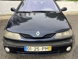 Usado 2000 Renault Laguna Sedan | € 1.100