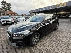 Preto Usado 2020 BMW 116 Comfort Edition Citadino | € 23.500 (Preço justo)