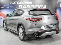 Cinza Usado 2017 Alfa Romeo Stelvio Super SUV | € 24.500 (Preço justo)