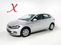 Cinza prata Usado 2018 VW Polo Comfortline | € 14.900