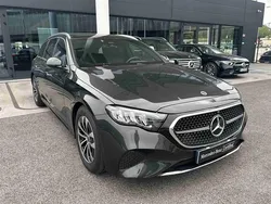 Cinzento Usado 2024 Mercedes E220 Carrinha | € 59.900