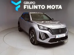 Cinzento Usado 2024 Peugeot 2008 Allure SUV | € 24.290 (Preço justo)