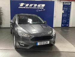 Cinzento Usado 2016 Ford Focus Citadino | € 10.950 (Super Preço)