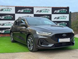 Cinza Usado 2023 Ford Focus ST-Line X | € 23.750 (Preço justo)