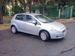 Cinzento Usado 2009 Fiat Punto Citadino | € 3.800 (Preço justo)