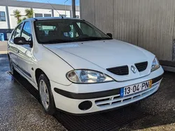 Usado 2000 Renault Mégane Sedan | € 1.499