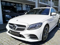 Branco Usado 2020 Mercedes C300e AMG line | € 29.900 (Preço elevado)