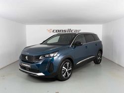 Verde Usado 2024 Peugeot 5008 Monovolume | € 28.880 (Preço justo)