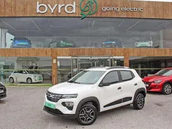 Branco Usado 2023 Dacia Spring Comfort Citadino | € 14.900 (Preço justo)