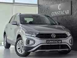 Cinzento Usado 2023 VW T-Roc Life SUV | € 22.250 (Preço justo)