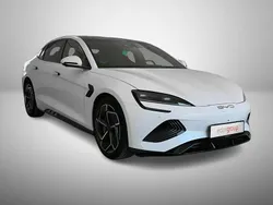 Branco Usado 2024 BYD Seal Design Sedan | € 41.490 (Preço elevado)