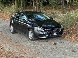 Outro Usado 2013 Volvo V40 Summum Carrinha | € 10.990 (Preço justo)