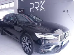 Preto Usado 2021 Volvo V60 Carrinha | € 29.990 (Preço justo)