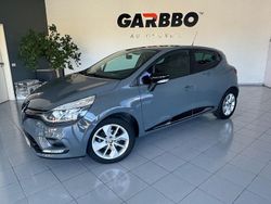 Cinza Usado 2018 Renault Clio IV LIMITED | € 14.950 (Preço elevado)