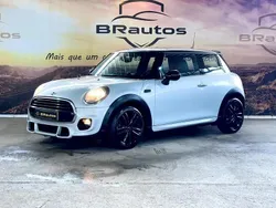 Cinzento platina/tecto preto e Usado 2019 Mini Cooper Coupé Coupé | € 17.900 (Preço justo)
