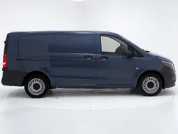 Cinzento Usado 2020 Mercedes e-Vito Monovolume | € 19.490