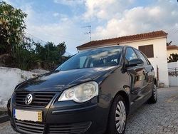Usado 2008 VW Polo Sedan | € 4.800