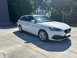 Branco Usado 2024 Seat Leon Citadino | € 25.490 (Bom preço)
