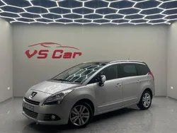 Cinzento Usado 2011 Peugeot 5008 Monovolume | € 7.950 (Caro)
