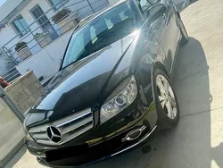 Usado 2008 Mercedes C220 Sedan | € 8.000
