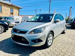 Cinza Usado 2011 Ford Focus Trend | € 5.990 (Bom preço)