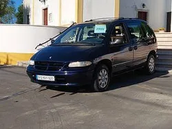 Usado 2000 Chrysler Voyager Limited Monovolume | € 2.000