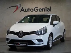 Branco Usado 2019 Renault Clio IV Zen | € 13.990 (Preço justo)