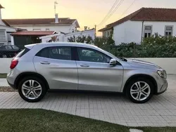 Cinzento Usado 2014 Mercedes GLA220 SUV | € 11.150