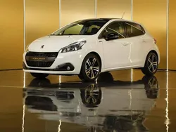 Branco Usado 2019 Peugeot 208 Citadino | € 14.900 (Preço elevado)