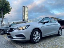 Cinzento (metalizado) Usado 2019 Opel Astra Edition Citadino | € 14.900 (Caro)