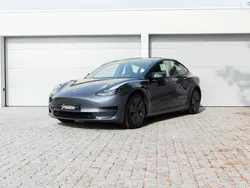 Cinza Usado 2021 Tesla Model 3 Sedan | € 26.500 (Preço justo)