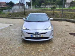 Cinza Usado 2016 Toyota Prius Luxury Citadino | € 17.750