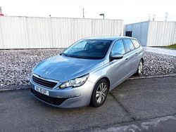 Cinzento Usado 2017 Peugeot 308 SW Active Carrinha | € 12.000