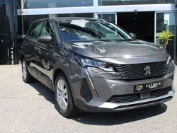 Cinzento Usado 2021 Peugeot 5008 Allure Monovolume | € 22.900 (Preço justo)