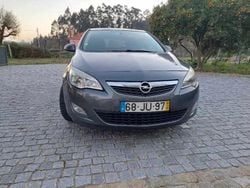 Cinzento Usado 2010 Opel Astra Carrinha | € 4.950 (Preço justo)