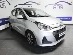 Cinza Usado 2017 Hyundai i10 Comfort Citadino | € 6.990 (Super Preço)