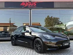 Preto Usado 2021 Tesla Model 3 Sedan | € 28.000 (Preço justo)